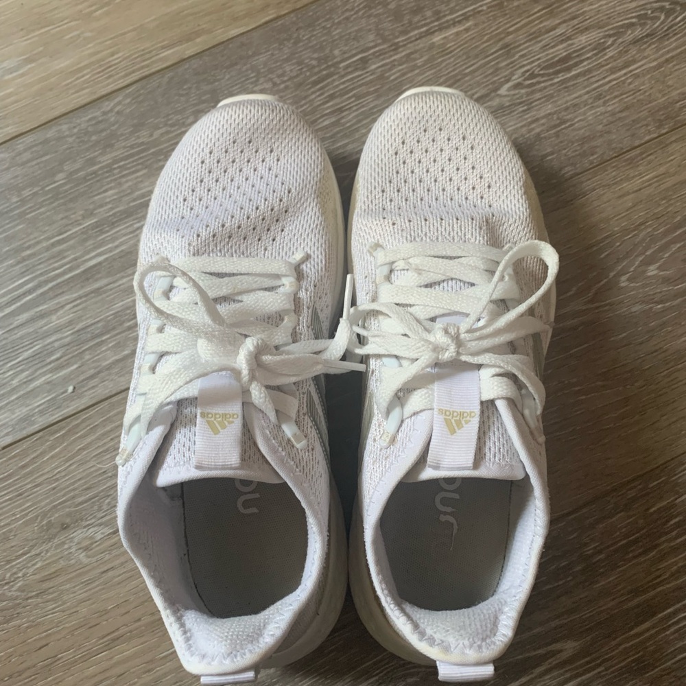 White/cream adidas